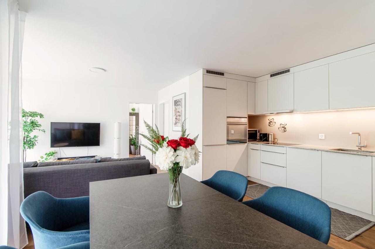 Linda Terrace By Quokka 360 - Modern One-Bedroom Flat With Sun Terrace โลการ์โน ภายนอก รูปภาพ