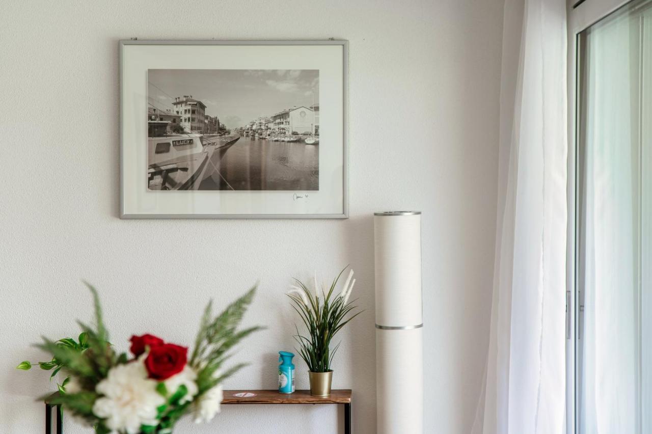Linda Terrace By Quokka 360 - Modern One-Bedroom Flat With Sun Terrace โลการ์โน ภายนอก รูปภาพ